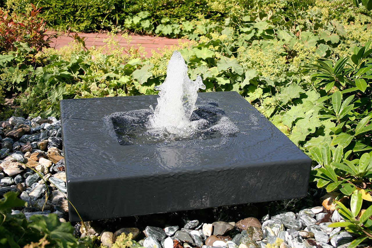 Aluminium-Gartenbrunnen moderner Kubusbrunnen Wassertisch