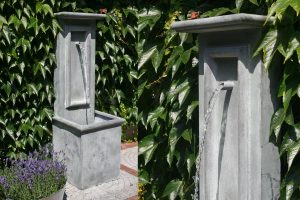 Klassischer Gartenbrunnen Antiker Brunnen Wandbrunnen Zinkbrunnen Wasserspeier Brunnen für Bauernhaus Park